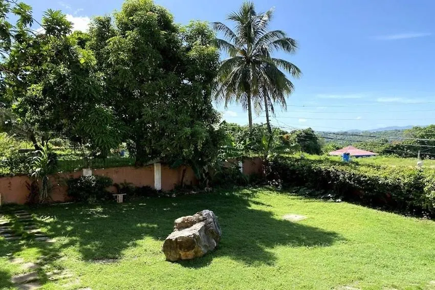 Yanceylargo Estate - Newly Renovated 7Br Beautiful Two-Story W Gorgeous Mountain View Villa 蒙特哥贝